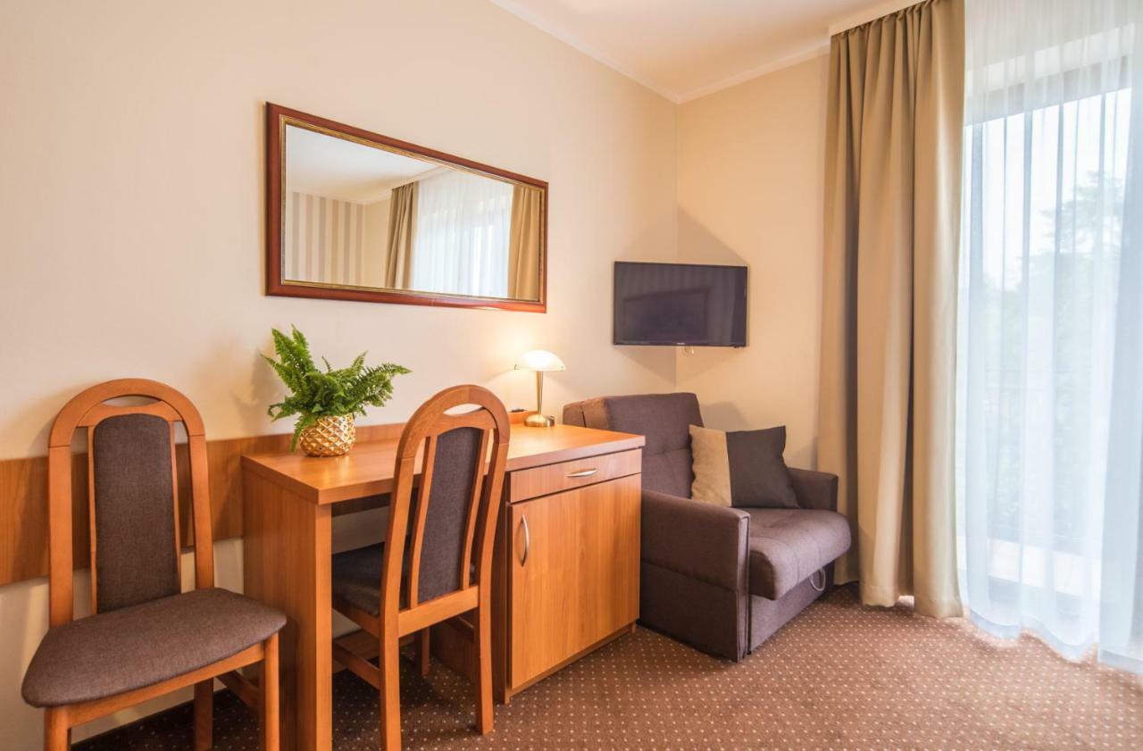 Ferienwohnung Astra Dziwnówek Exterior foto